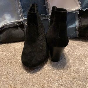 Jessica Simpson booties